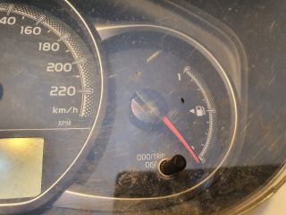 bontott TOYOTA YARIS Kilométeróra