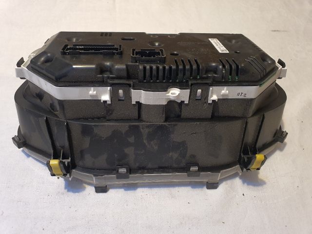 bontott TOYOTA YARIS Kilométeróra