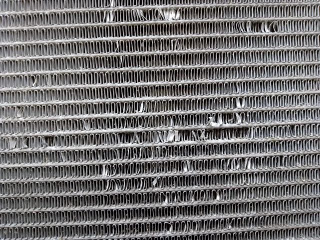 bontott TOYOTA YARIS Klímahűtő Radiátor