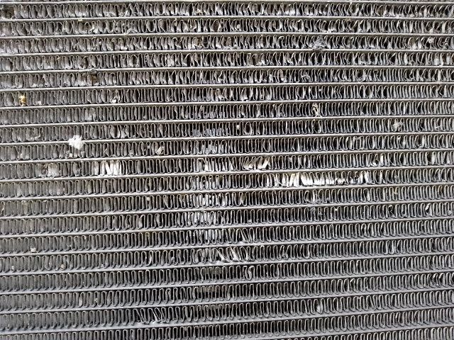 bontott TOYOTA YARIS Klímahűtő Radiátor