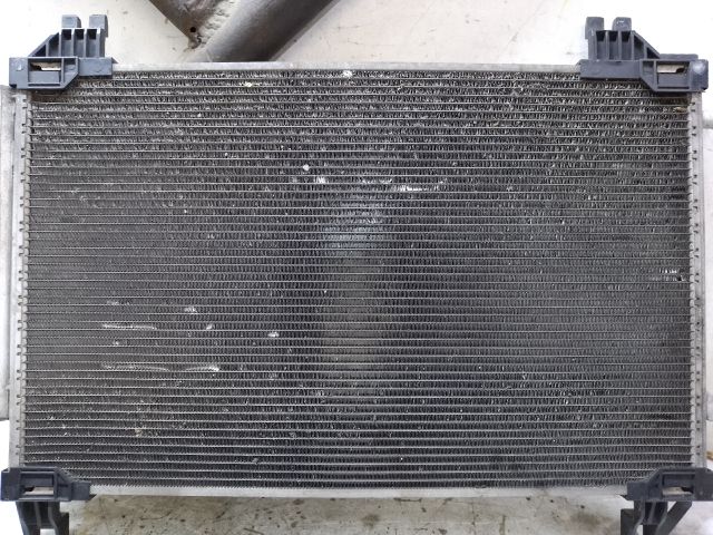 bontott TOYOTA YARIS Klímahűtő Radiátor