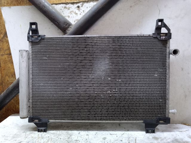 bontott TOYOTA YARIS Klímahűtő Radiátor