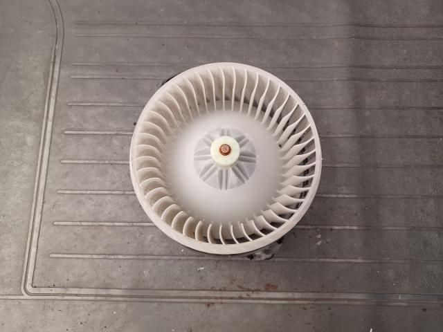 bontott TOYOTA YARIS Klímahűtő Ventilátor