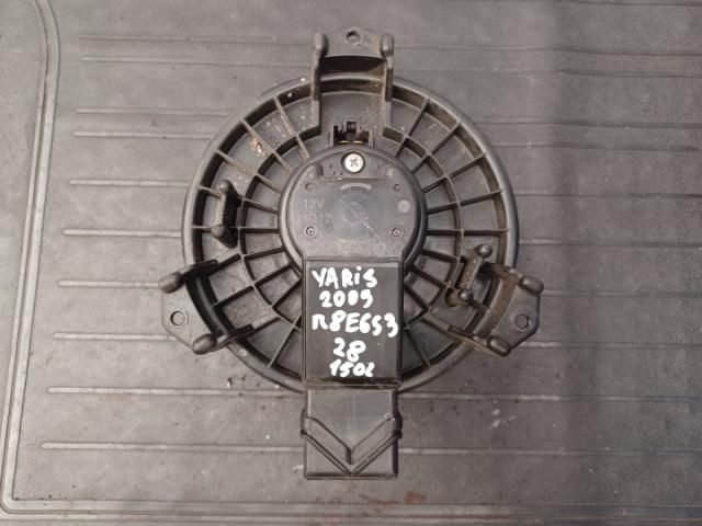 bontott TOYOTA YARIS Klímahűtő Ventilátor