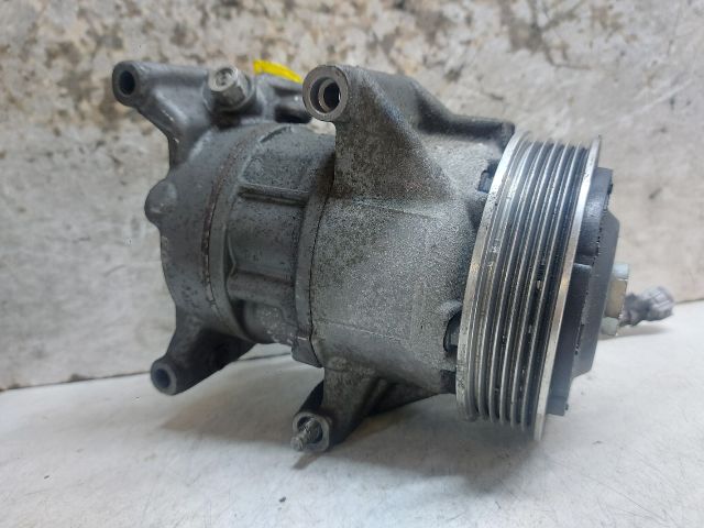 bontott TOYOTA YARIS Klímakompresszor