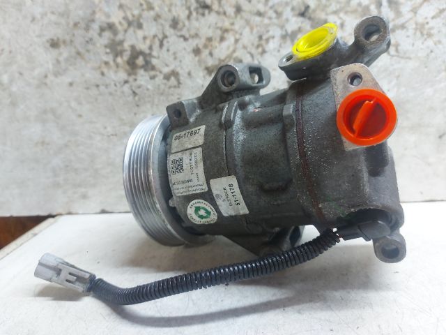 bontott TOYOTA YARIS Klímakompresszor