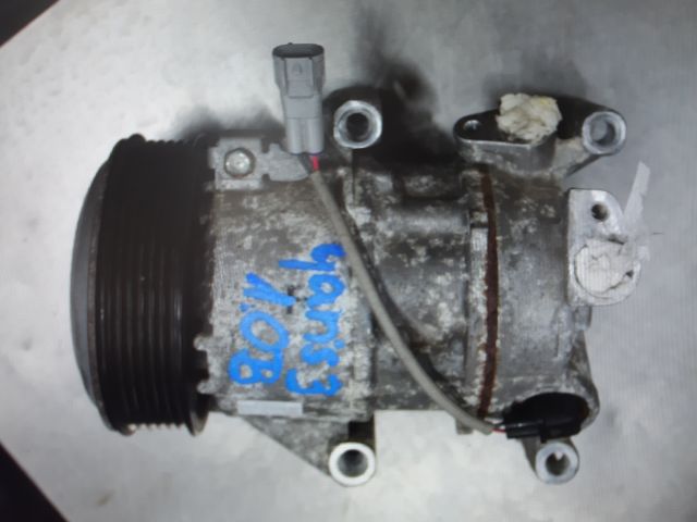 bontott TOYOTA YARIS Klímakompresszor