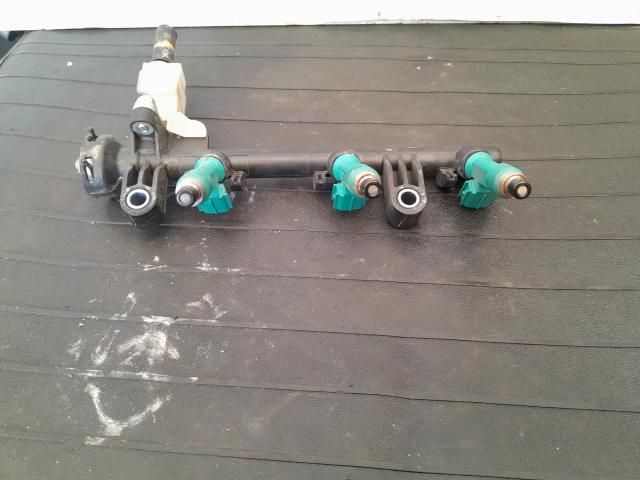 bontott TOYOTA YARIS Közösnyomócső