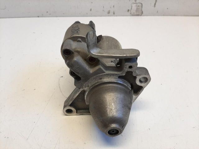 bontott TOYOTA YARIS Önindító