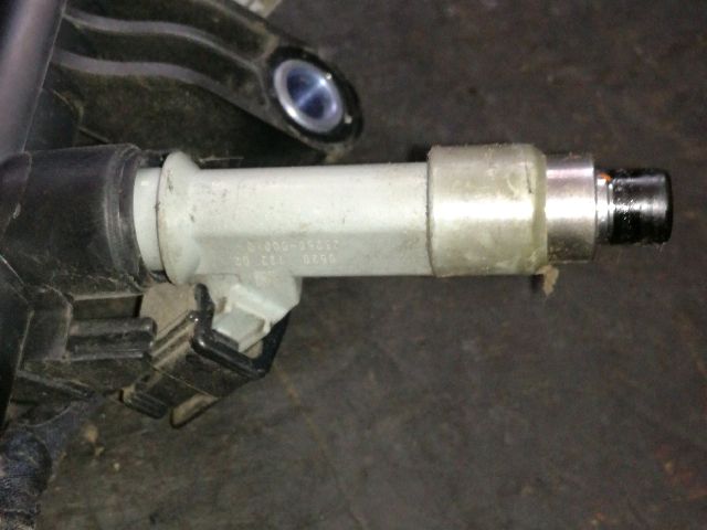 bontott TOYOTA YARIS Porlasztó (1 db)