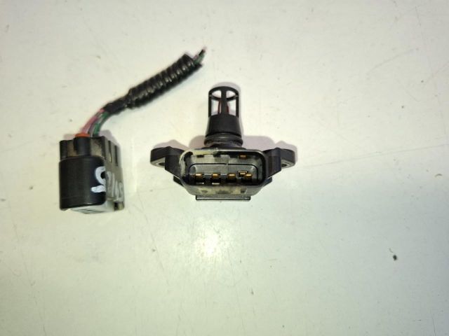 bontott TOYOTA YARIS Szívócső Nyomásérzékelő