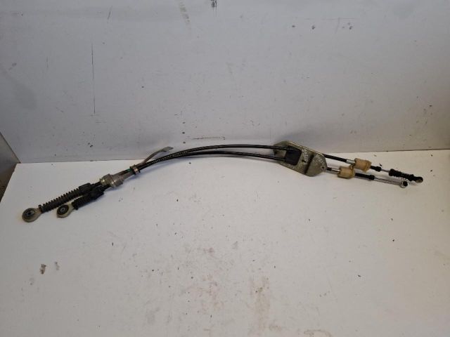 bontott TOYOTA YARIS Váltó Bowden