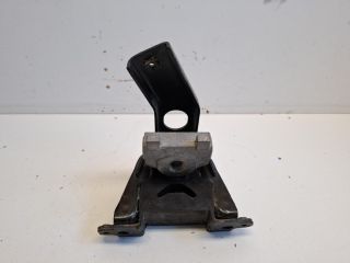 bontott TOYOTA YARIS Váltó Tartó Bak (Pozíciófüggetlen)