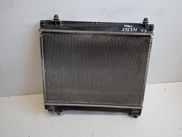 bontott TOYOTA YARIS Vízhűtő Radiátor (Klímás)