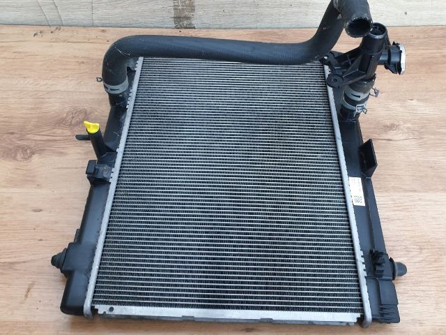 bontott TOYOTA YARIS Vízhűtő Radiátor (Klímás)