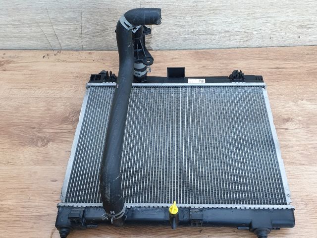 bontott TOYOTA YARIS Vízhűtő Radiátor (Klímás)