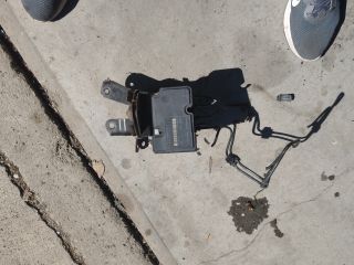 bontott TOYOTA YARIS ABS Kocka