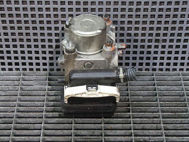 bontott TOYOTA YARIS ABS Kocka