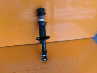 bontott TOYOTA YARIS Bal első Lengéscsillapító