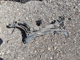 bontott TOYOTA YARIS Első Bölcső