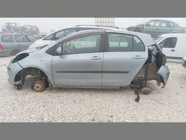 bontott TOYOTA YARIS Első Bölcső