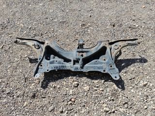 bontott TOYOTA YARIS Első Bölcső