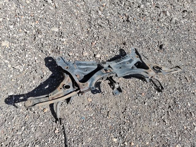 bontott TOYOTA YARIS Első Bölcső