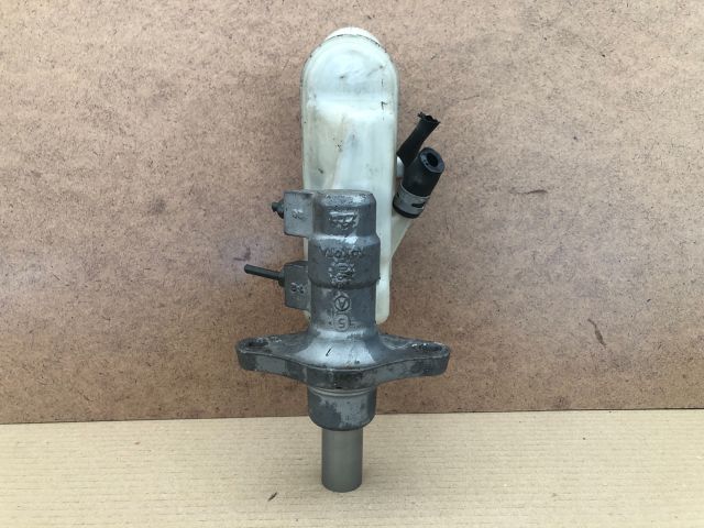 bontott TOYOTA YARIS Főfékhenger