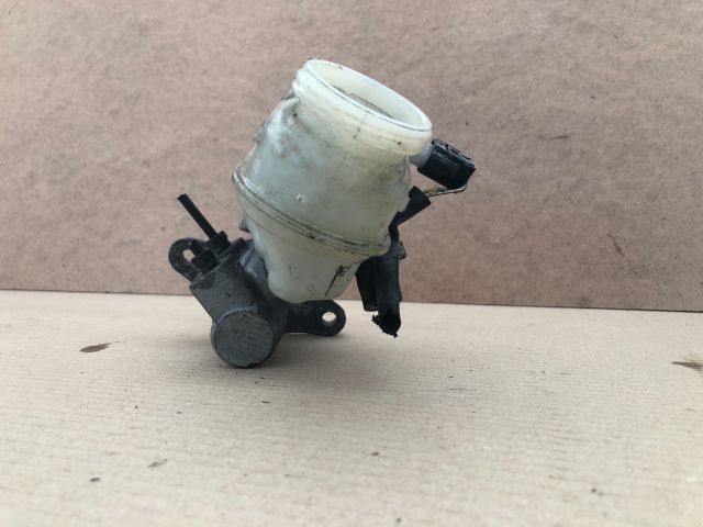 bontott TOYOTA YARIS Főfékhenger