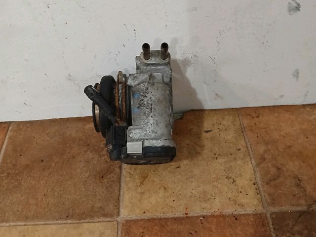 bontott TOYOTA YARIS Fojtószelep (Elektromos)