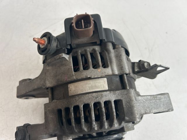 bontott TOYOTA YARIS Generátor