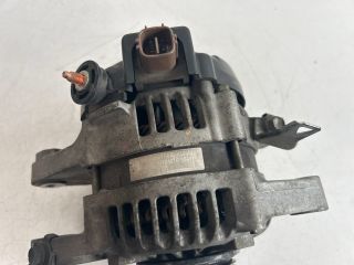 bontott TOYOTA YARIS Generátor