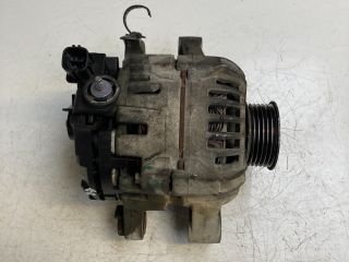 bontott TOYOTA YARIS Generátor