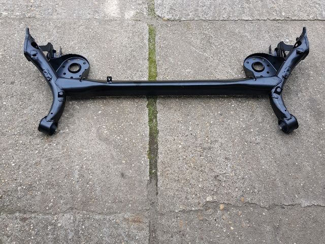 bontott TOYOTA YARIS Hátsó Híd (Tárcsafékes)