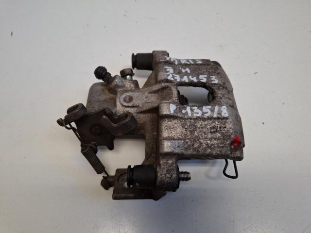 bontott TOYOTA YARIS Jobb hátsó Féknyereg Munkahengerrel