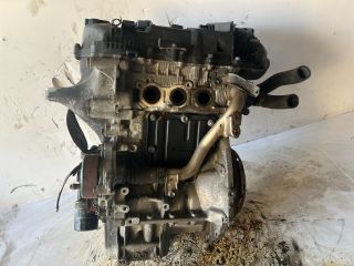 bontott TOYOTA YARIS Motor (Fűzött blokk hengerfejjel)