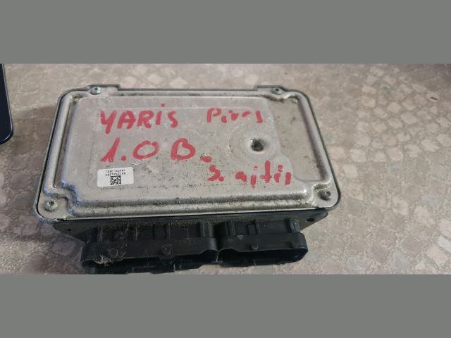 bontott TOYOTA YARIS Motorvezérlő