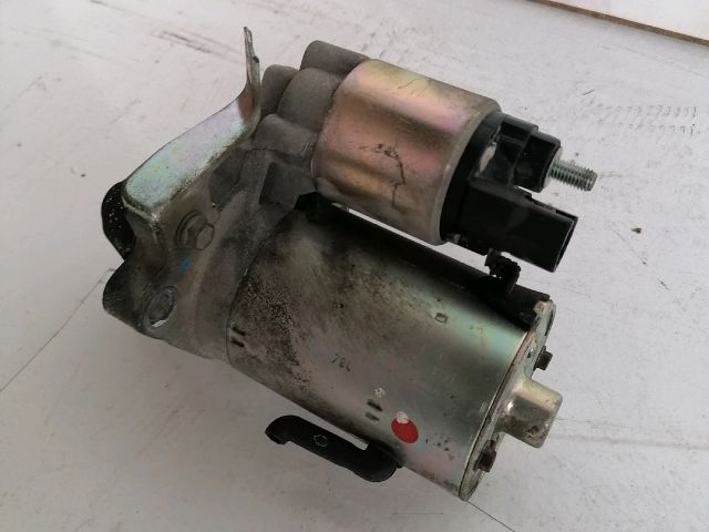 bontott TOYOTA YARIS Önindító