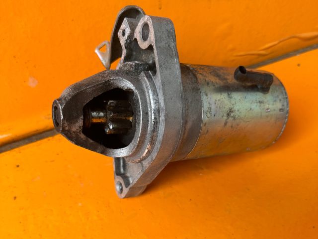 bontott TOYOTA YARIS Önindító