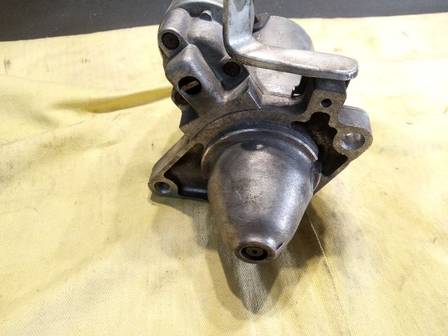 bontott TOYOTA YARIS Önindító