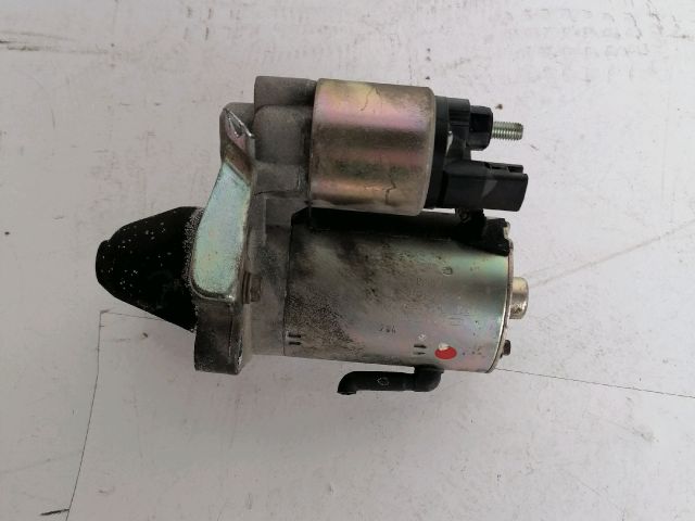 bontott TOYOTA YARIS Önindító