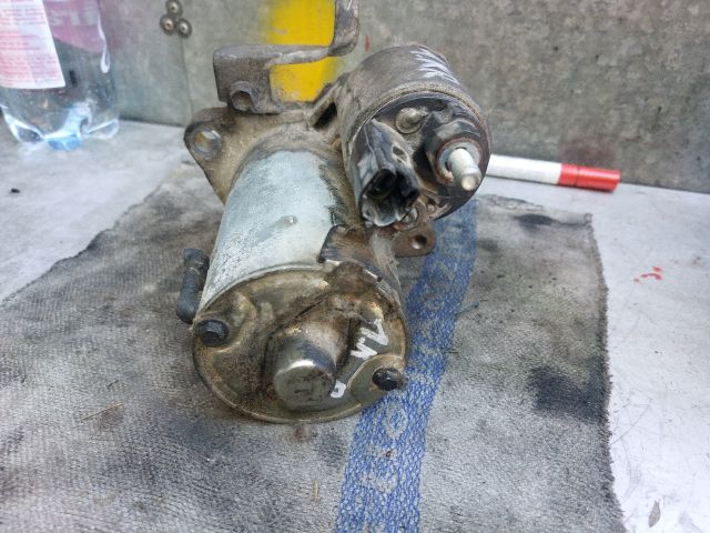 bontott TOYOTA YARIS Önindító