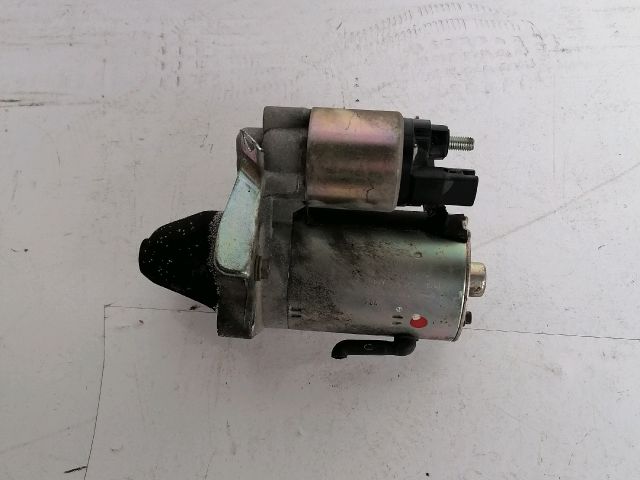 bontott TOYOTA YARIS Önindító