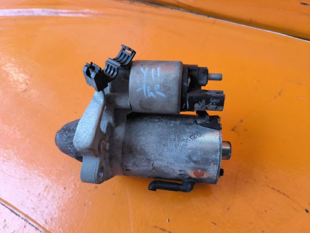 bontott TOYOTA YARIS Önindító