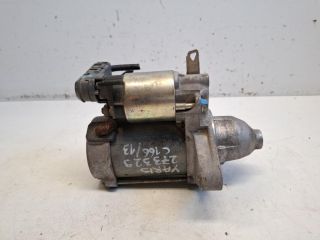 bontott TOYOTA YARIS Önindító