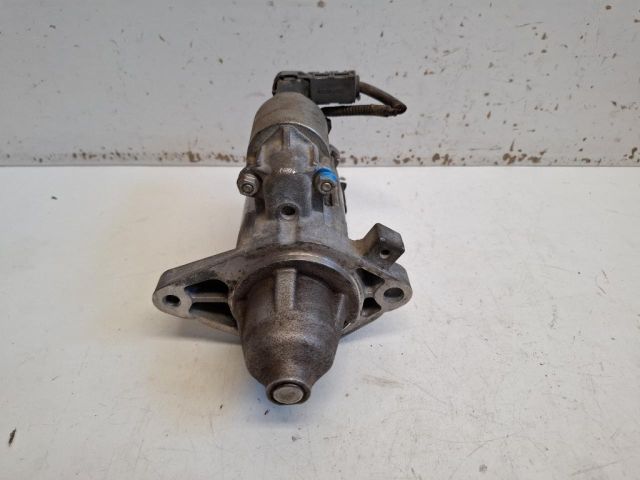 bontott TOYOTA YARIS Önindító