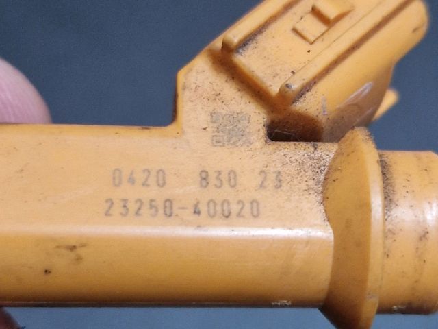 bontott TOYOTA YARIS Porlasztó (1 db)