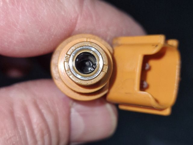 bontott TOYOTA YARIS Porlasztó (1 db)