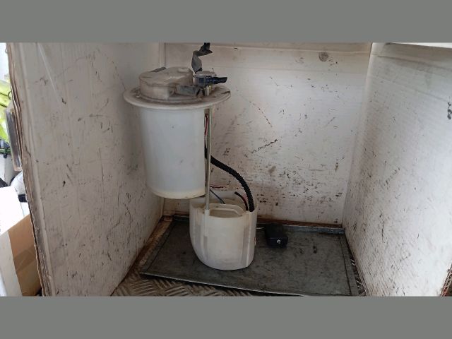 bontott TOYOTA YARIS Üzemanyag Szivattyú