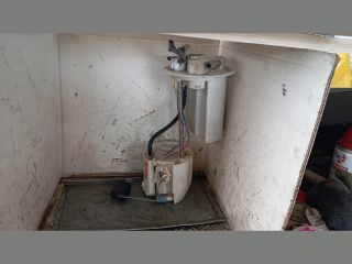 bontott TOYOTA YARIS Üzemanyag Szivattyú